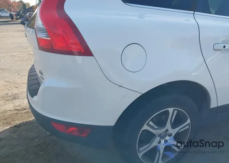 2011 Volvo Xc60 T6/T6 R-Design from USA, damaged, VIN YV4902DZXB2214008